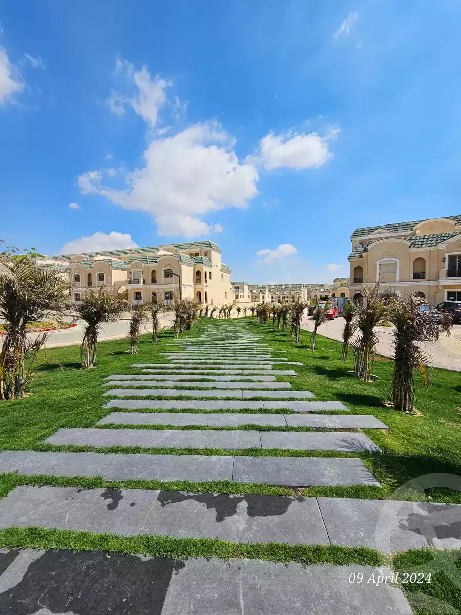https://aqarmap.com.eg/en/listing/6551630-for-sale-cairo-new-cairo-lmstqbl-syty-compounds-lavenir