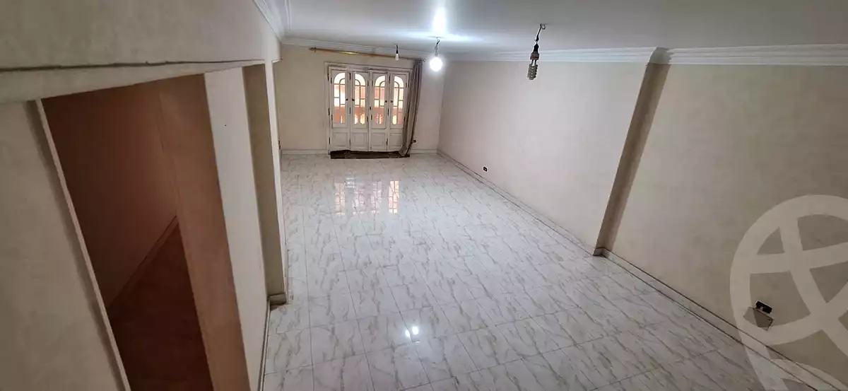 https://aqarmap.com.eg/en/listing/6551643-for-sale-cairo-garden-city-shr-lqsr-l-yny