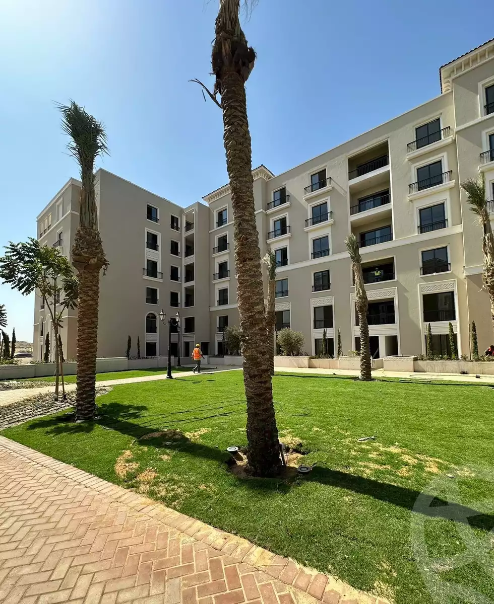 https://aqarmap.com.eg/ar/listing/6553136-for-sale-cairo-el-sheikh-zayed-city-compounds-kmbwnd-fyldj-wyst-dr-llttwyr