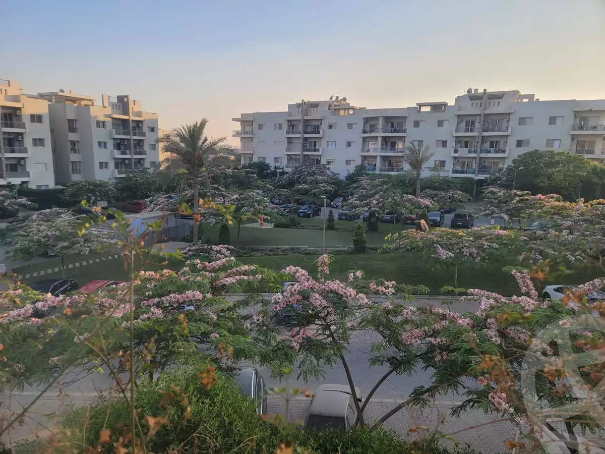 https://aqarmap.com.eg/ar/listing/6553730-for-sale-cairo-el-sheikh-zayed-city-compounds-dh-drys