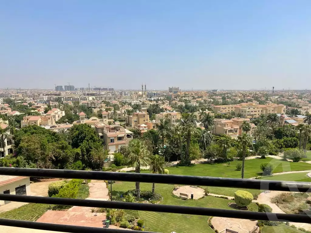 https://aqarmap.com.eg/en/listing/6554158-for-sale-cairo-el-sheikh-zayed-city-compounds-zayed-2000