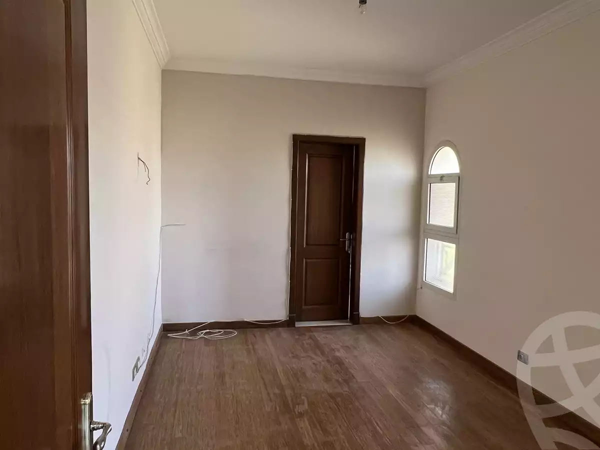 https://aqarmap.com.eg/en/listing/6555261-for-sale-cairo-new-cairo-compounds-el-deyar-mokhabarat
