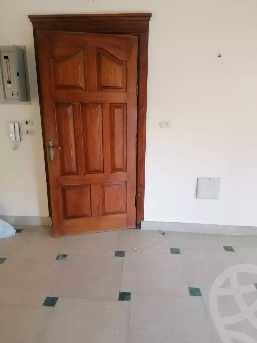 https://aqarmap.com.eg/en/listing/6555370-for-rent-cairo-new-cairo-el-ahyaa-second-neighborhood-street-1