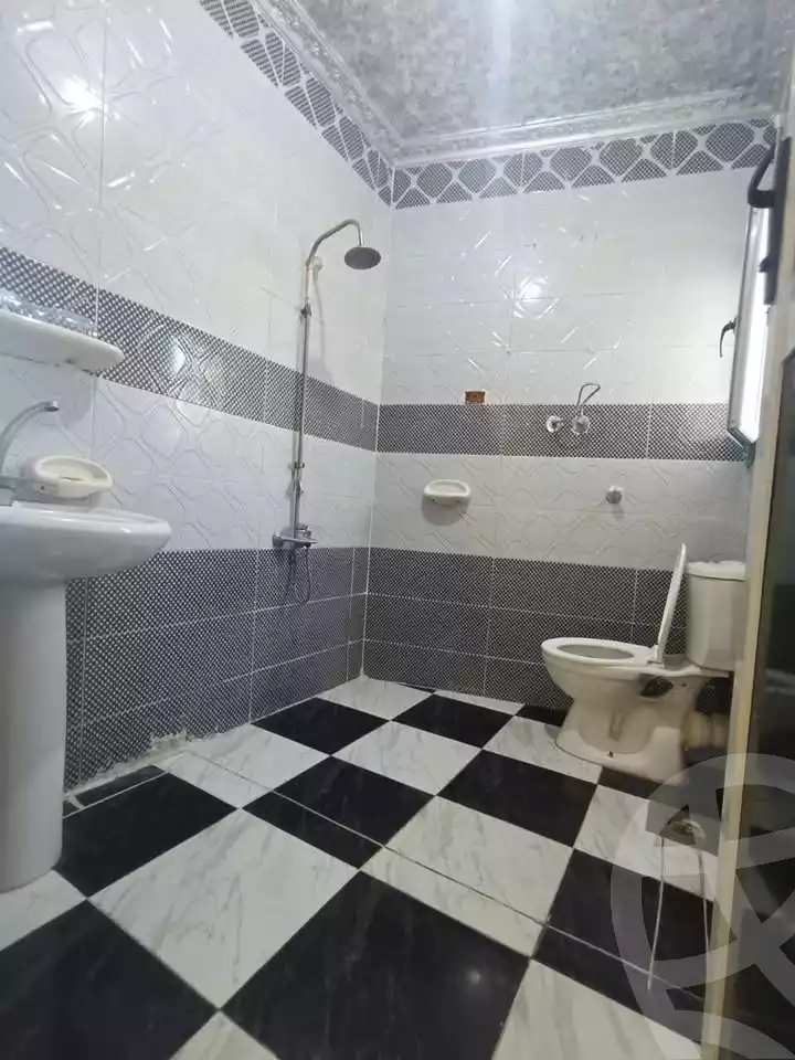 https://aqarmap.com.eg/ar/listing/6559449-for-sale-alexandria-l-jmy-lbytsh-ibrahim-othman-st
