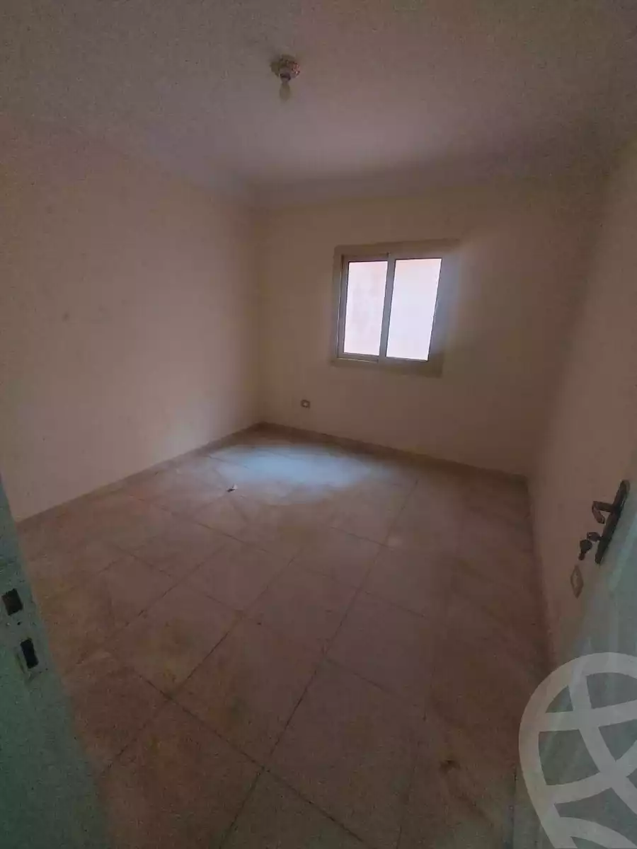 https://aqarmap.com.eg/ar/listing/6560327-for-sale-cairo-helwan-sherif-st