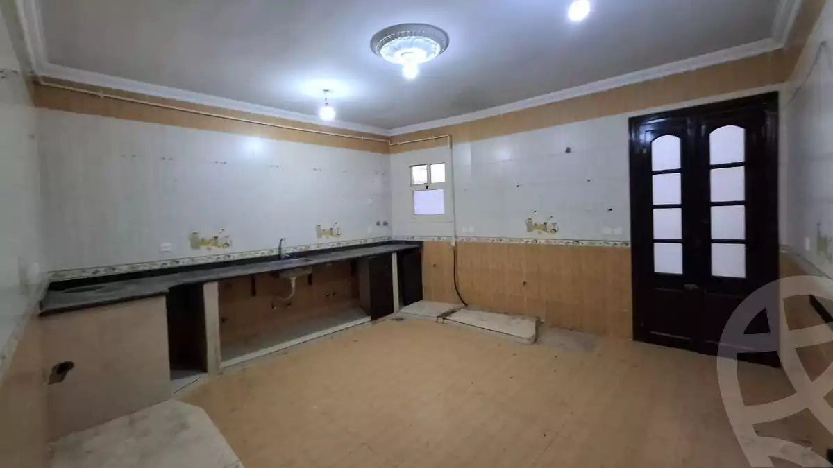 https://aqarmap.com.eg/ar/listing/6560559-for-rent-cairo-el-sheikh-zayed-city-shr-lshbb