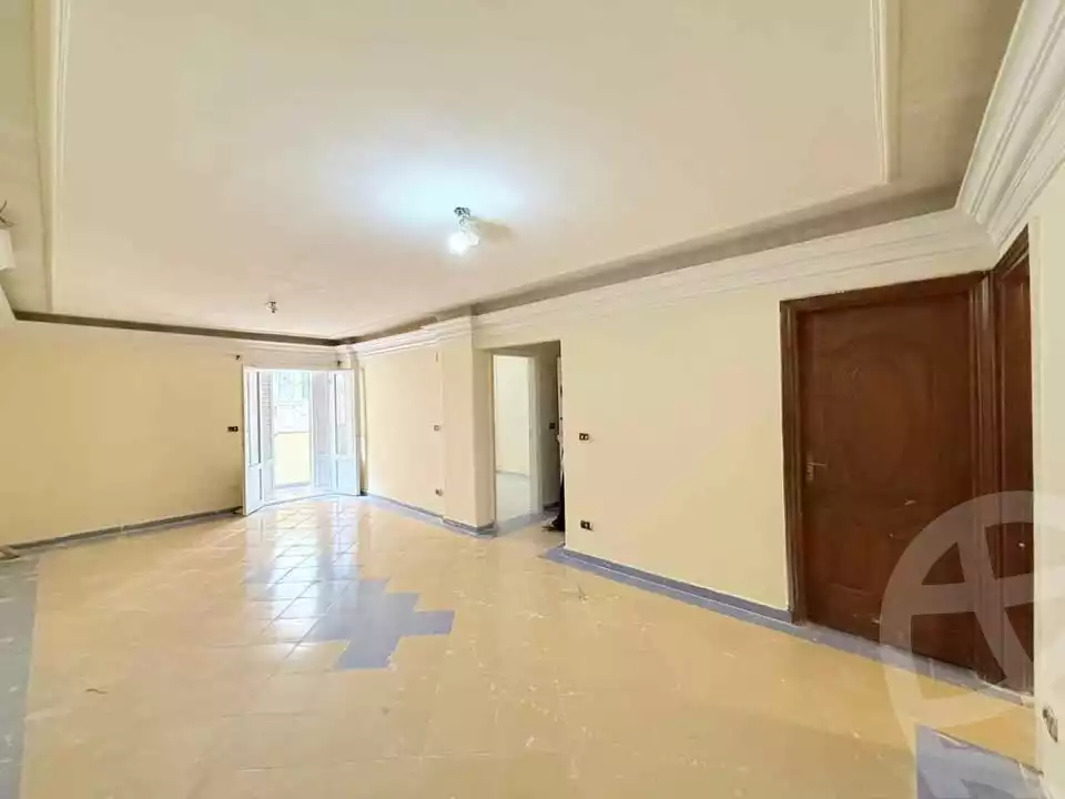 https://aqarmap.com.eg/en/listing/6561059-for-sale-alexandria-lsywf-al-saaeh-sq