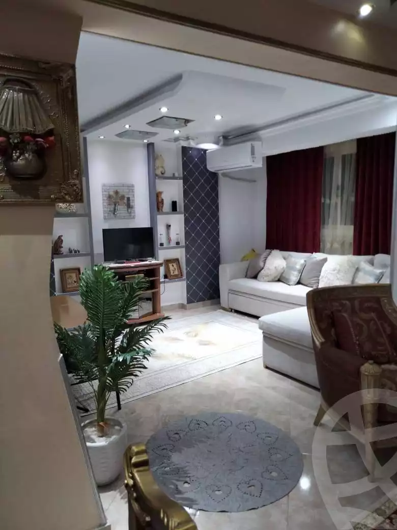 https://aqarmap.com.eg/ar/listing/6561793-for-sale-cairo-helwan-zou-el-fekar-basha-st