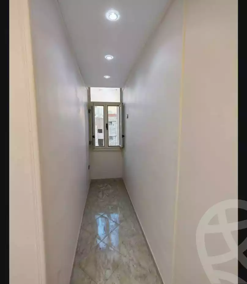 https://aqarmap.com.eg/en/listing/6562440-for-sale-alexandria-l-jmy-el-hanouvel-al-asdakaa-st