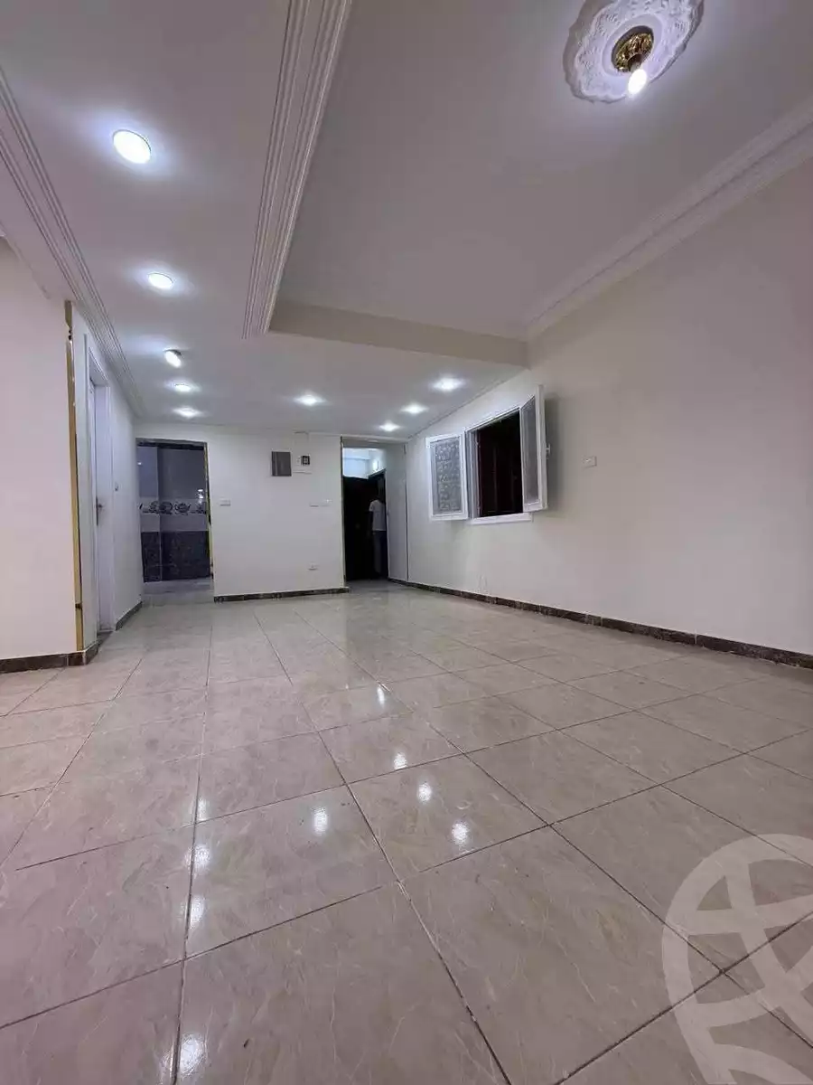 https://aqarmap.com.eg/en/listing/6563790-for-sale-cairo-helwan-helwan-el-sharkeya-abd-el-rahman-pasha-st