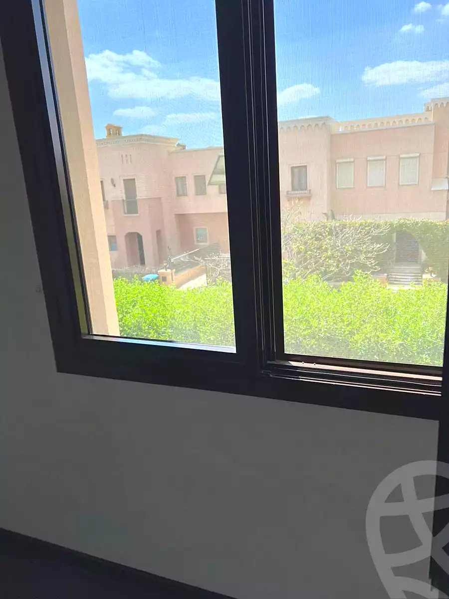 تاون هاوس بـ٣ غرف نوم في ميفيدا، صورة ١٤ من ١٦