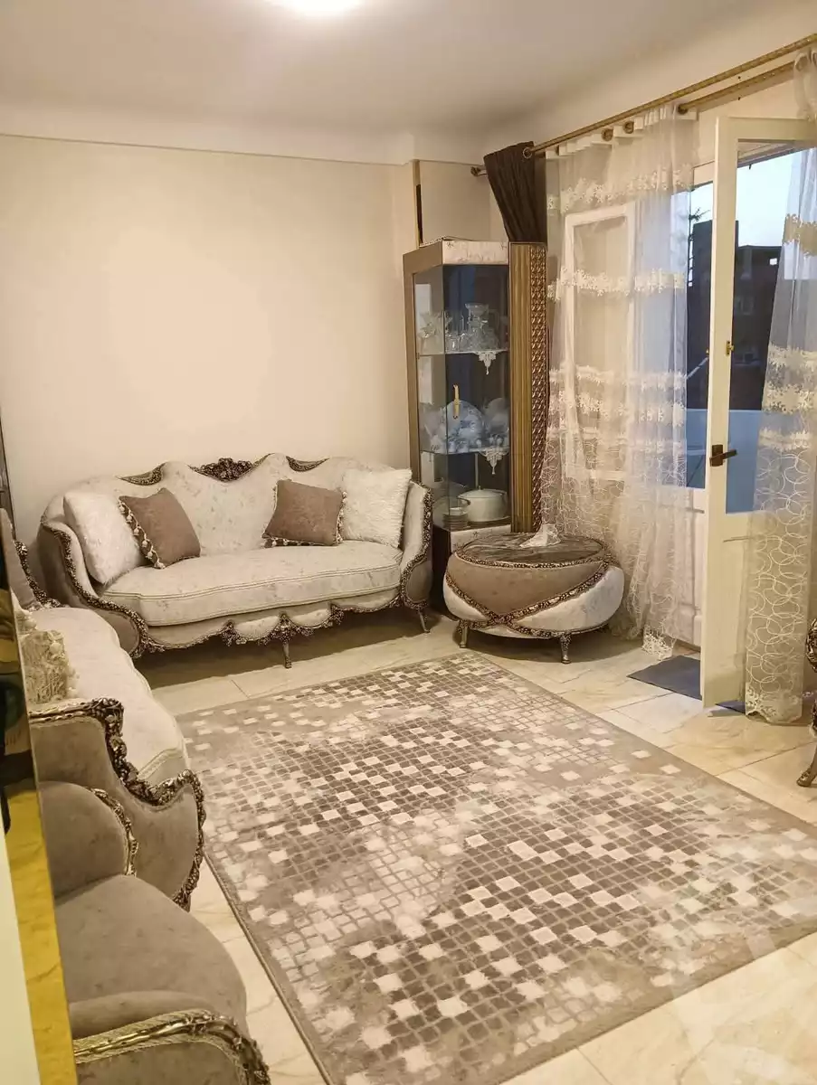 https://aqarmap.com.eg/ar/listing/6568528-for-sale-alexandria-l-jmy-lbytsh-bianchiii