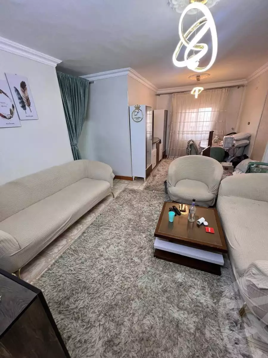https://aqarmap.com.eg/en/listing/6570331-for-sale-cairo-helwan-el-shareaa-el-sharby-st