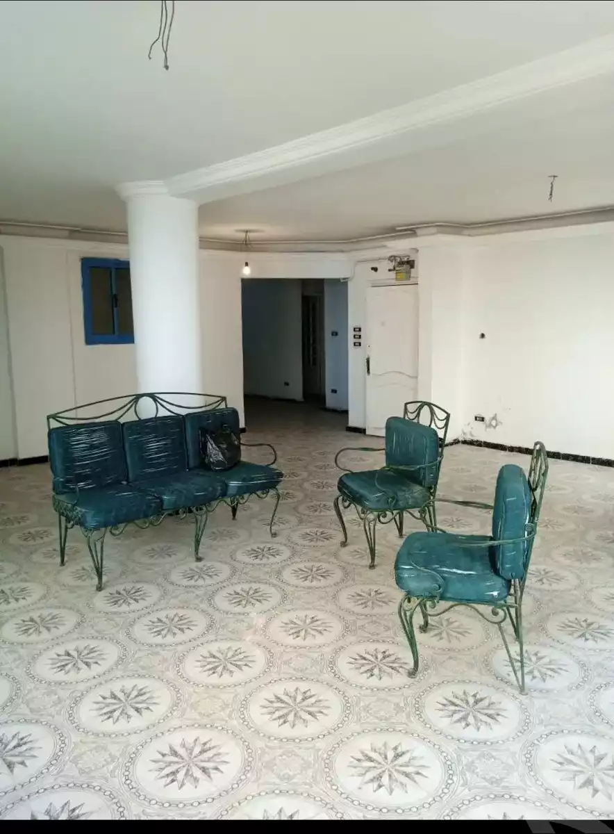 https://aqarmap.com.eg/en/listing/6570947-for-sale-alexandria-el-asafra-l-sfr-bhry-edrees-st