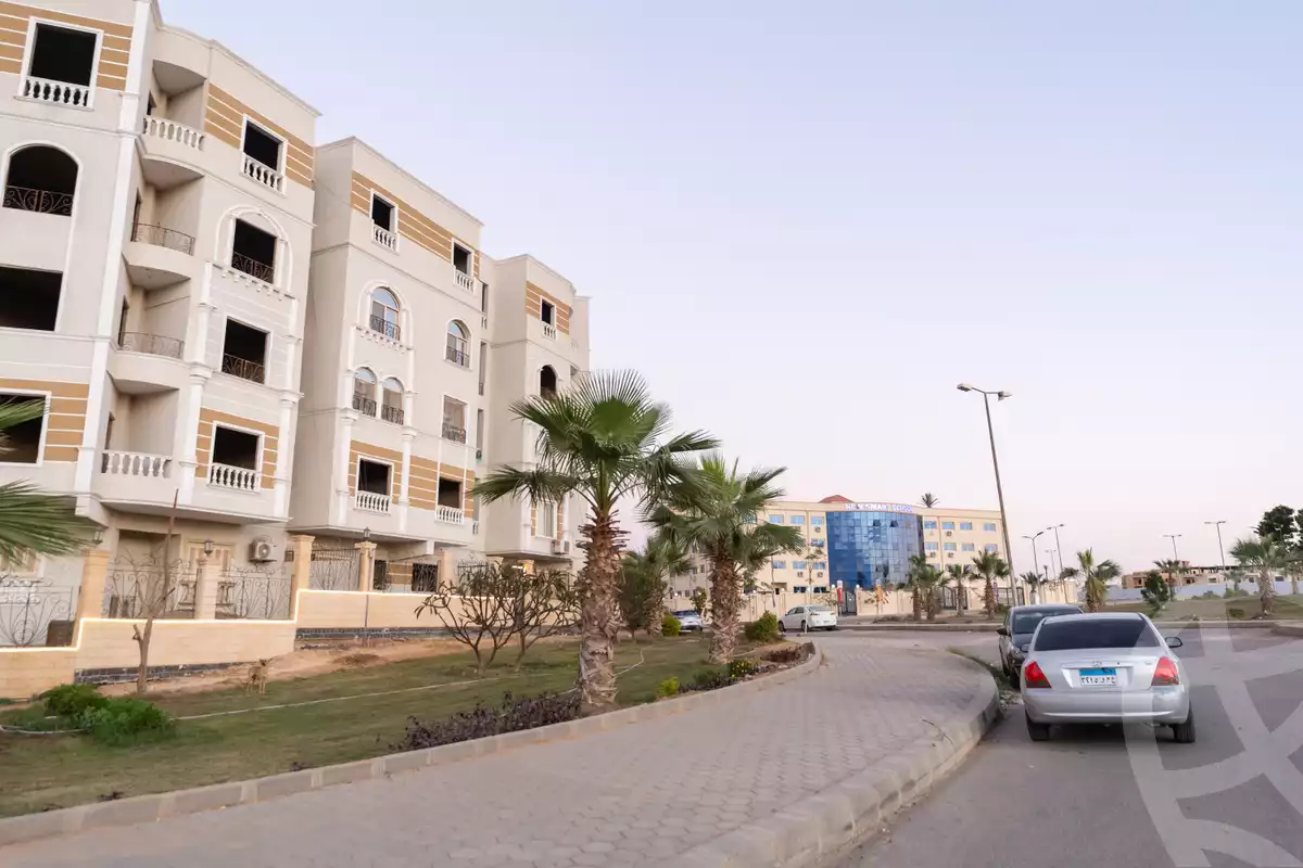 https://aqarmap.com.eg/en/listing/6570828-for-sale-cairo-el-shorouk-lmntq-lthny-neighbourhood-4
