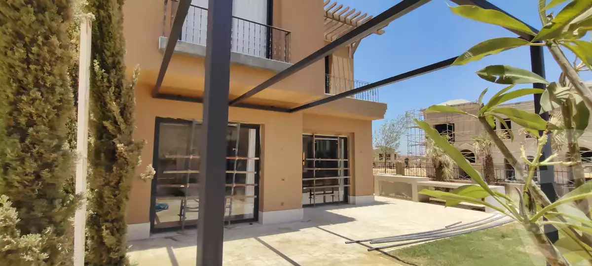 https://aqarmap.com.eg/en/listing/6570957-for-sale-cairo-el-sheikh-zayed-city-compounds-kmbwnd-fyldj-wyst-dr-llttwyr