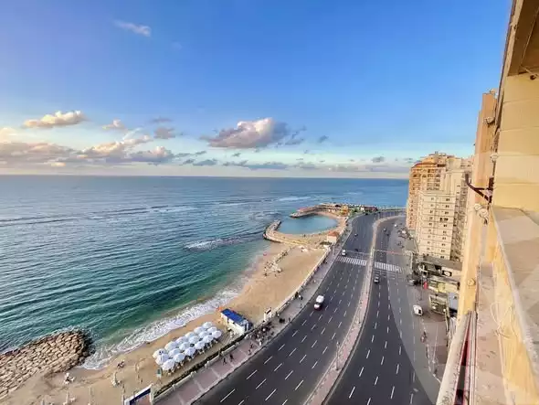 https://aqarmap.com.eg/ar/listing/6571214-for-sale-alexandria-el-asafra-l-sfr-bhry
