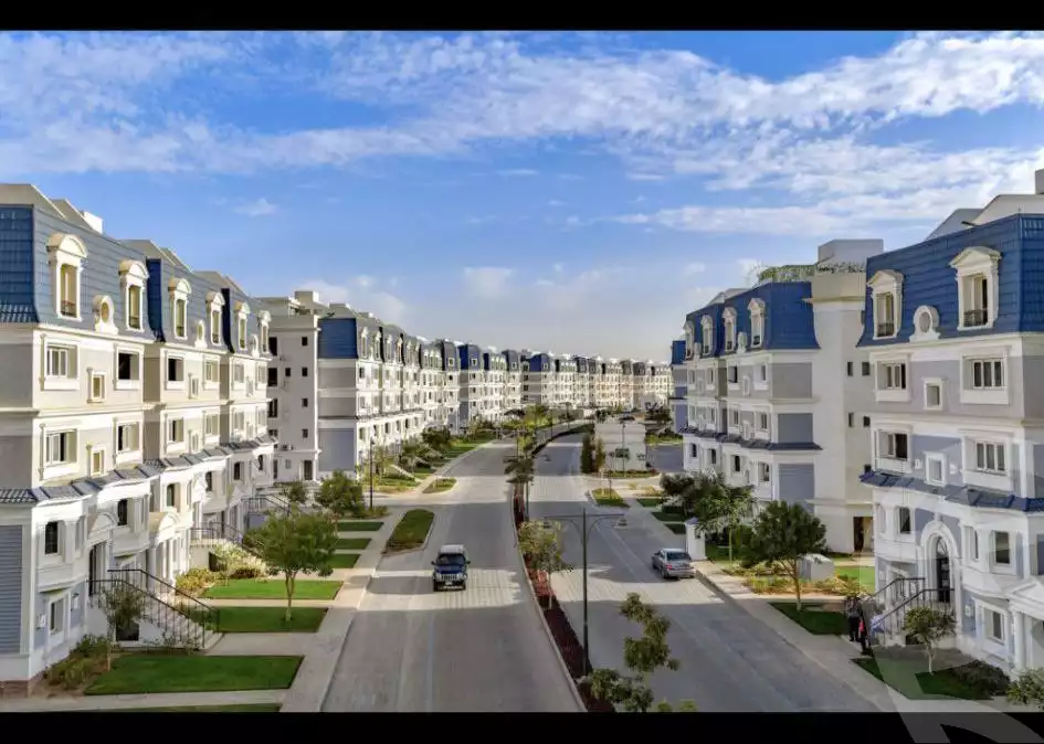 https://aqarmap.com.eg/ar/listing/6571429-for-rent-cairo-new-cairo-compounds-mountain-view-hyde-park