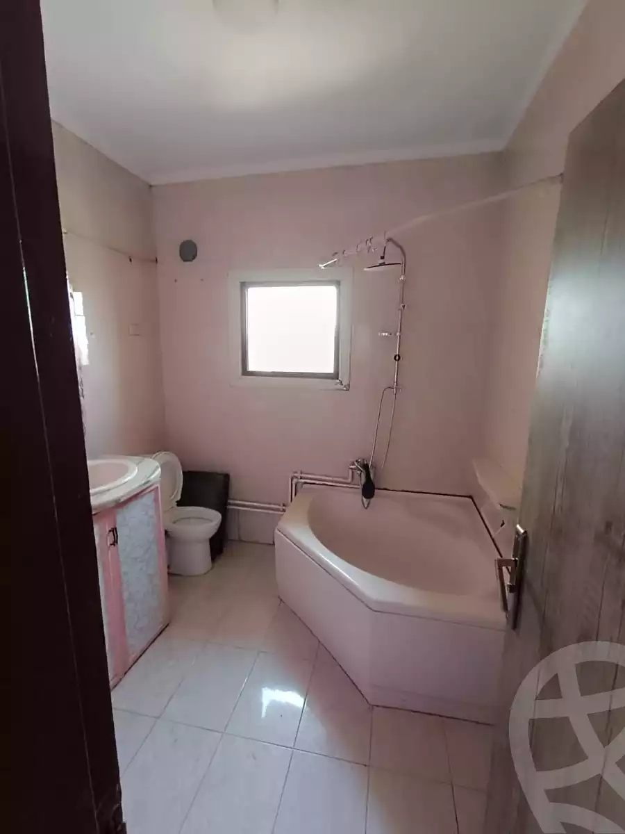 https://aqarmap.com.eg/en/listing/6574359-for-rent-cairo-heliopolis-merryland-el-hegaz-st