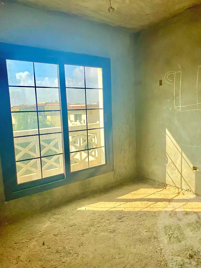 https://aqarmap.com.eg/en/listing/6574516-for-sale-cairo-new-cairo-compounds-hyde-park