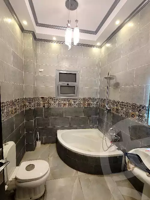 https://aqarmap.com.eg/ar/listing/6577419-for-sale-cairo-new-cairo-el-ahyaa-first-neighborhood-street-1