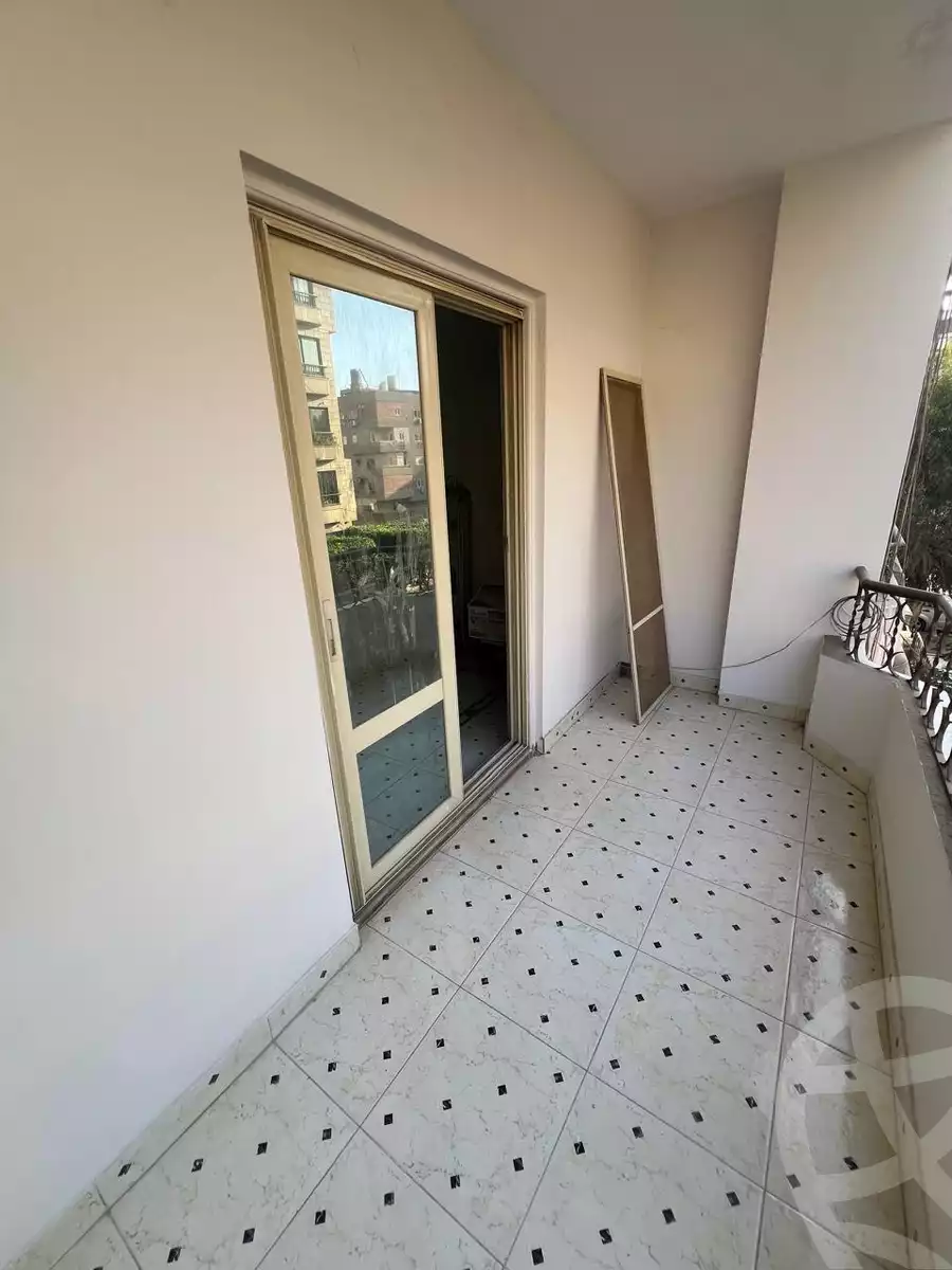 https://aqarmap.com.eg/ar/listing/6582538-for-sale-cairo-mokattam-lhdb-l-ly-diplomats-neighborhood -al-ahram-st