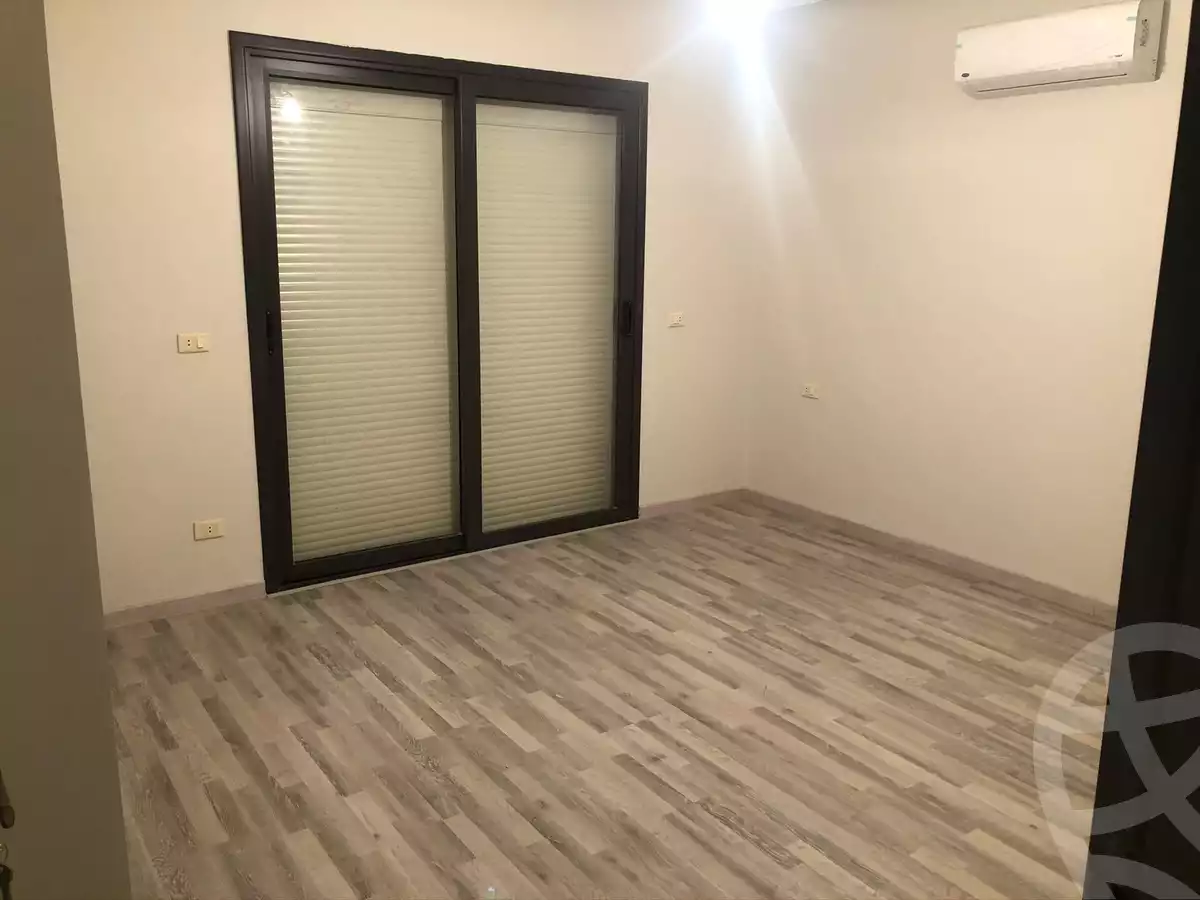 https://aqarmap.com.eg/ar/listing/6584303-for-rent-cairo-new-cairo-compounds-mivida-mivida-parcel
