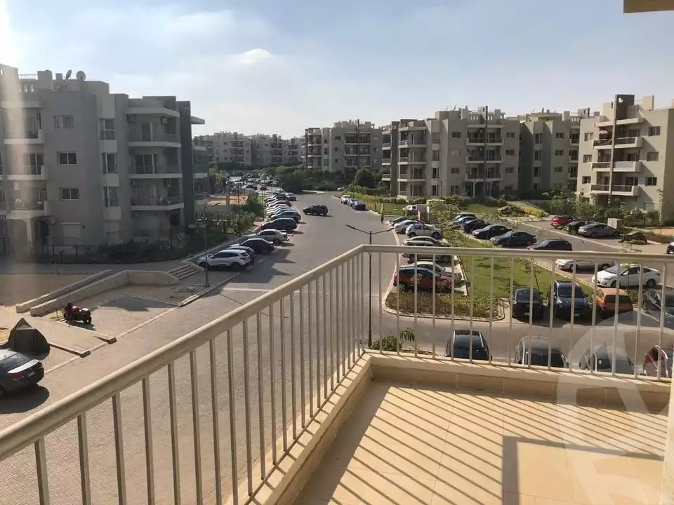 https://aqarmap.com.eg/en/listing/6585320-for-rent-cairo-el-sheikh-zayed-city-compounds-dh-drys