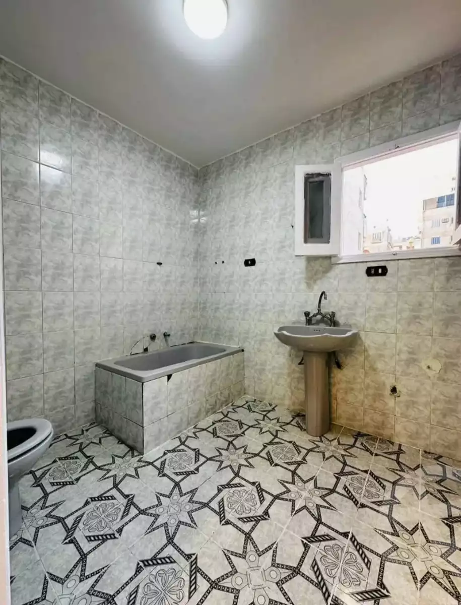 https://aqarmap.com.eg/ar/listing/6585397-for-sale-alexandria-l-jmy-shataa-el-nakheel