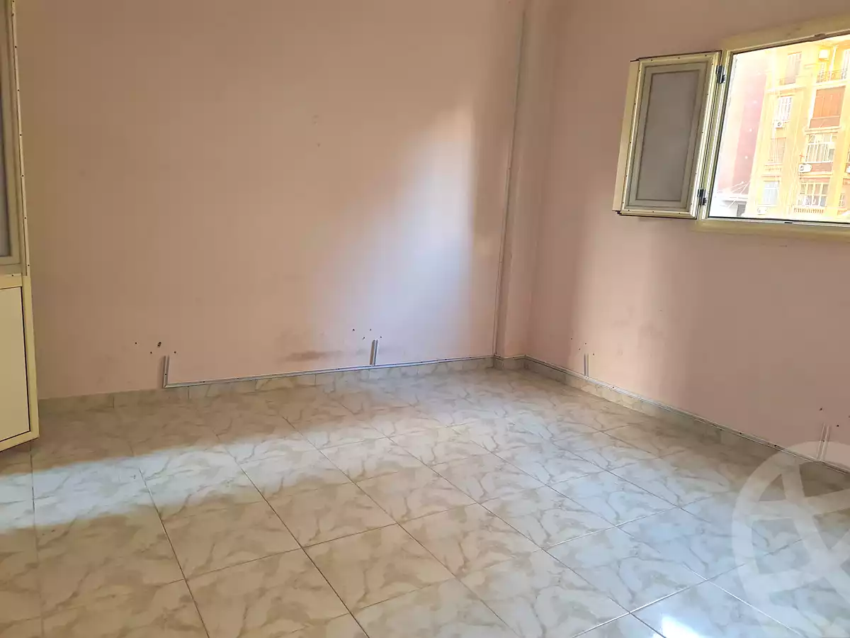 https://aqarmap.com.eg/en/listing/6565574-for-sale-alexandria-zezenia