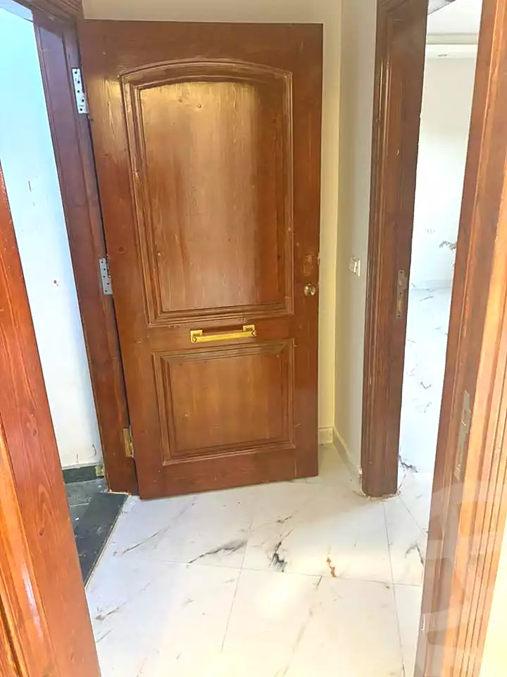 https://aqarmap.com.eg/ar/listing/6586122-for-rent-cairo-downtown-abdeen-abd-el-aziz-st