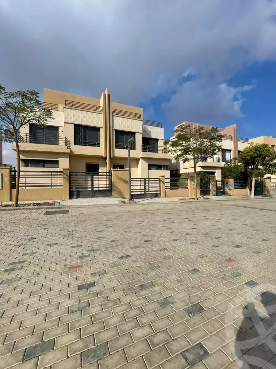 https://aqarmap.com.eg/ar/listing/6586517-for-sale-cairo-el-sheikh-zayed-city-compounds-alma