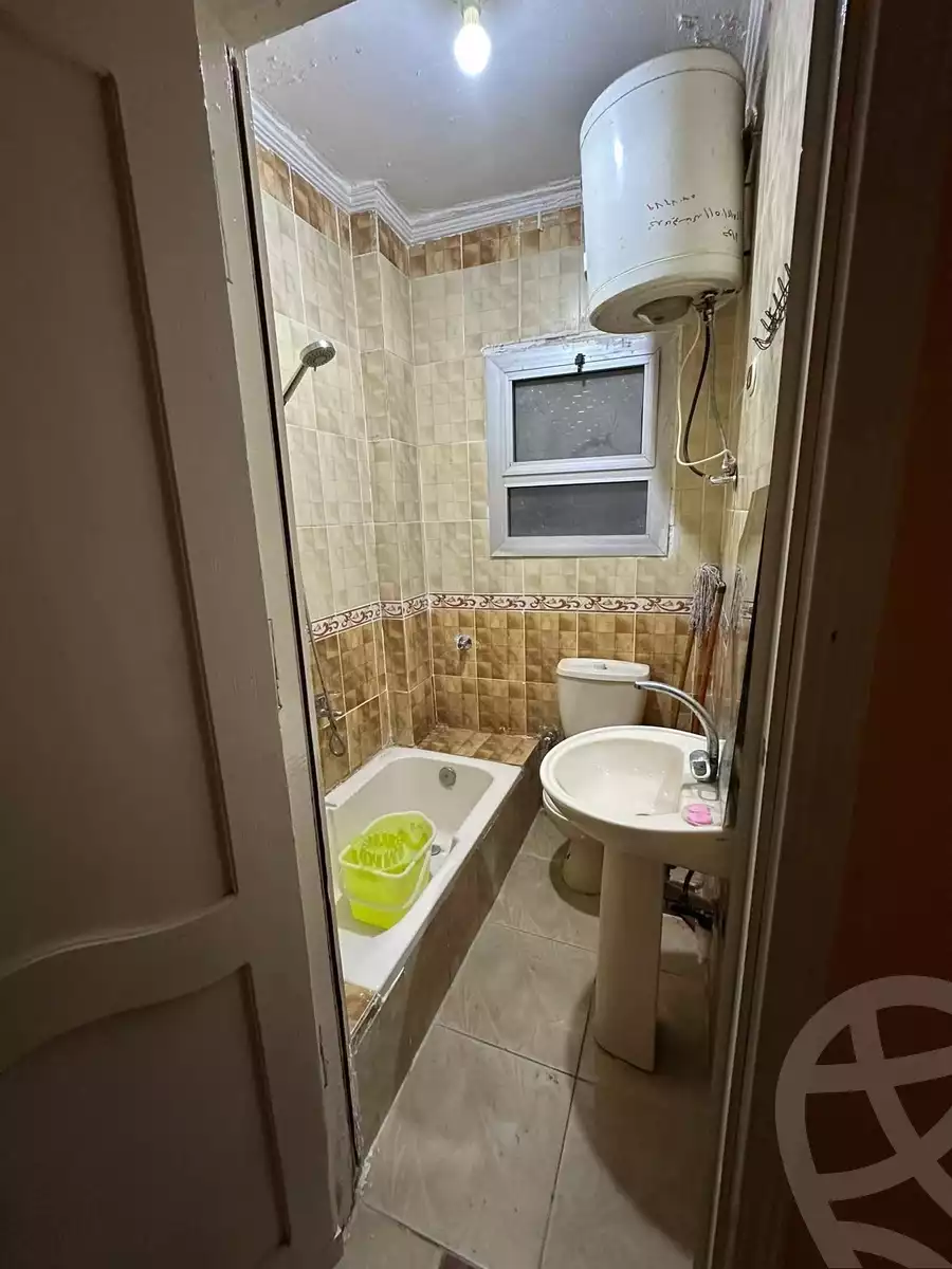 https://aqarmap.com.eg/en/listing/6589306-for-rent-alexandria-l-jmy-el-hanouvel-hussein-waly-st