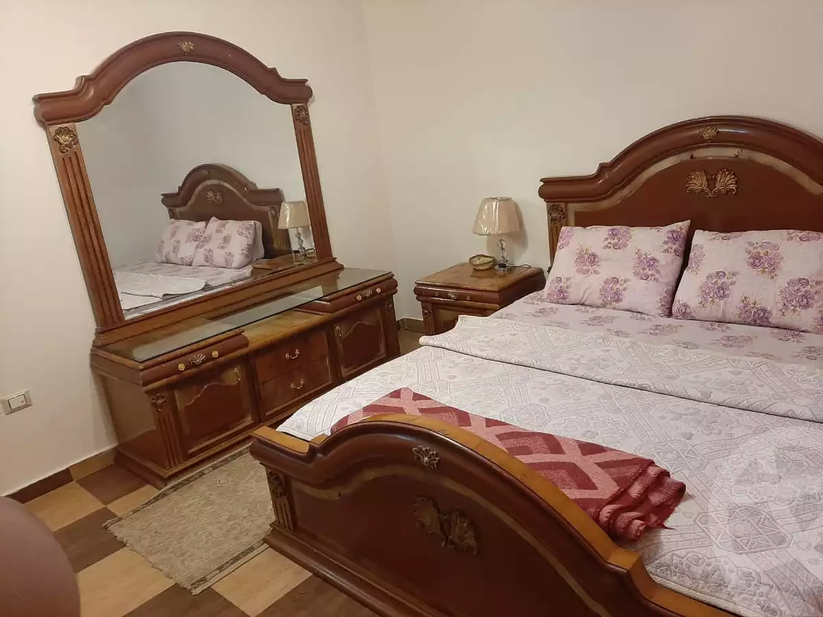 https://aqarmap.com.eg/ar/listing/6590146-for-rent-cairo-el-sheikh-zayed-city-el-hay-elthamen