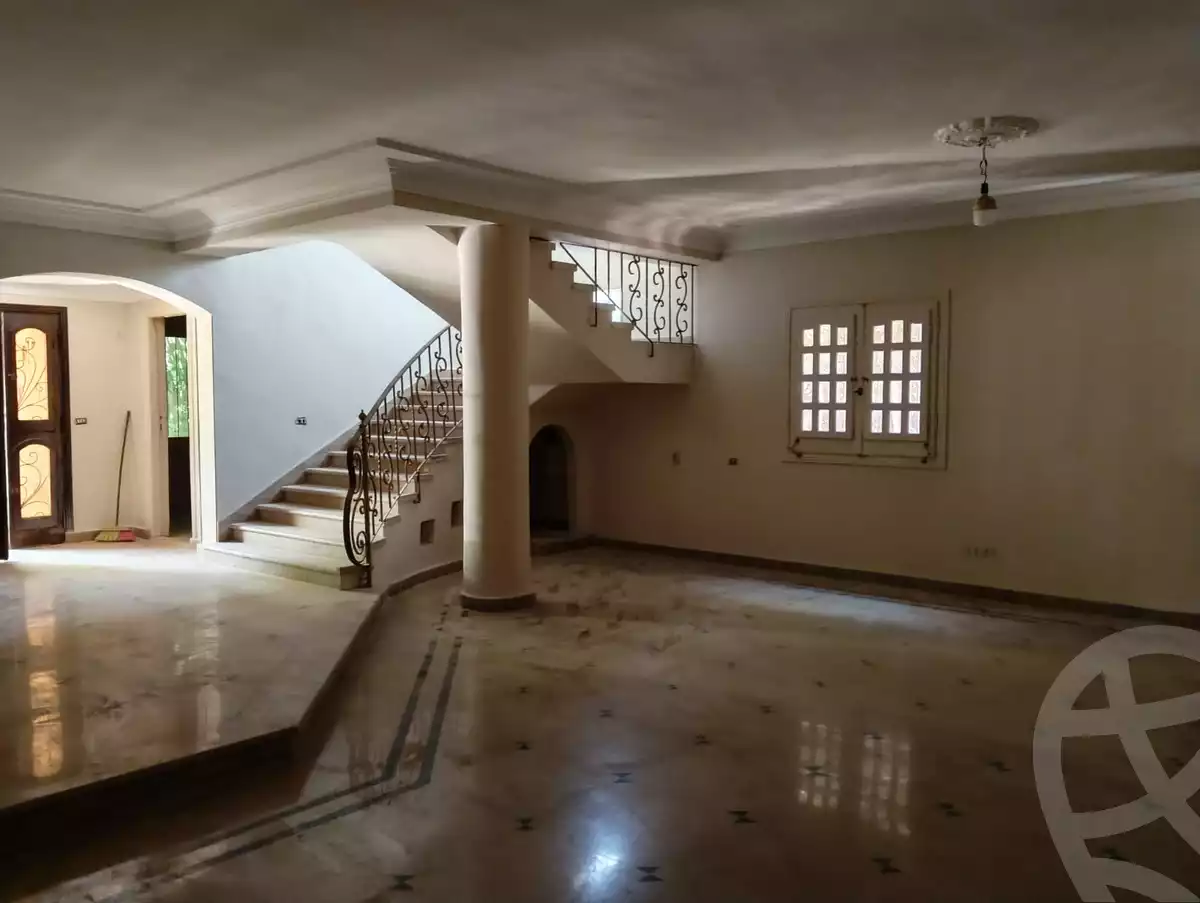 https://aqarmap.com.eg/ar/listing/6590449-for-sale-cairo-el-sheikh-zayed-city-compounds-hadayek-el-mohandiseen