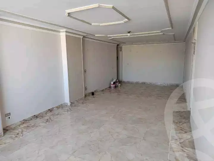 https://aqarmap.com.eg/ar/listing/6590687-for-sale-cairo-helwan-hadayek-helwan-el-shareef-st