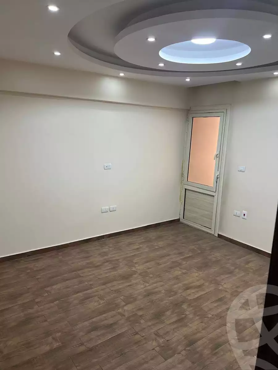 https://aqarmap.com.eg/ar/listing/6590817-for-sale-cairo-helwan-mostafa-fahmy-st