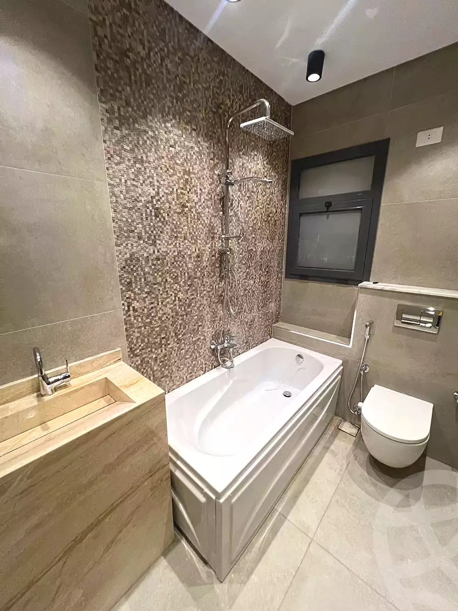 https://aqarmap.com.eg/en/listing/6590870-for-sale-cairo-new-cairo-compounds-eastown-spectrum-eastown-compound