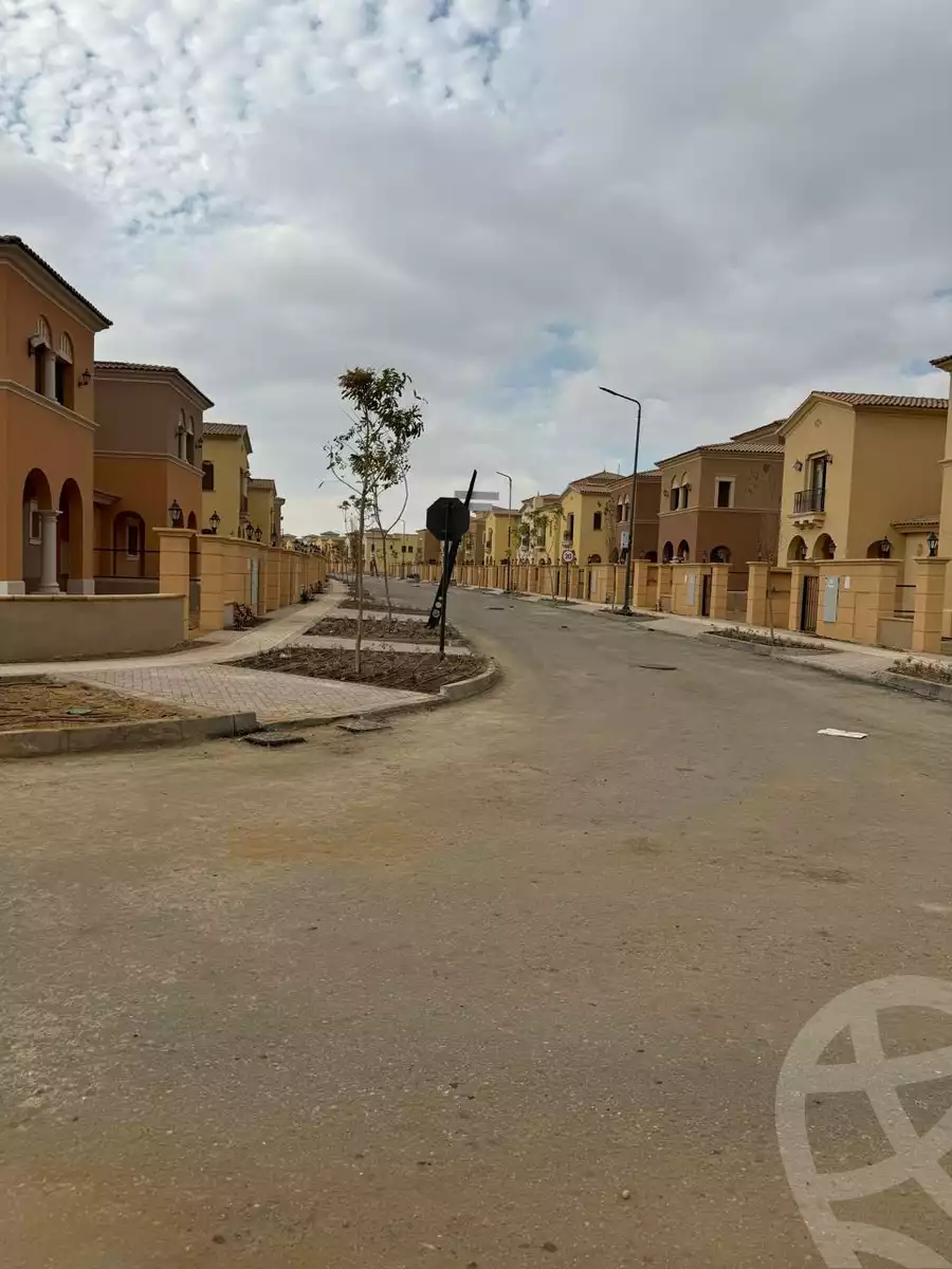 https://aqarmap.com.eg/en/listing/6590963-for-sale-cairo-new-cairo-compounds-kmbwnd-fyldj-jyt-blm-hylz