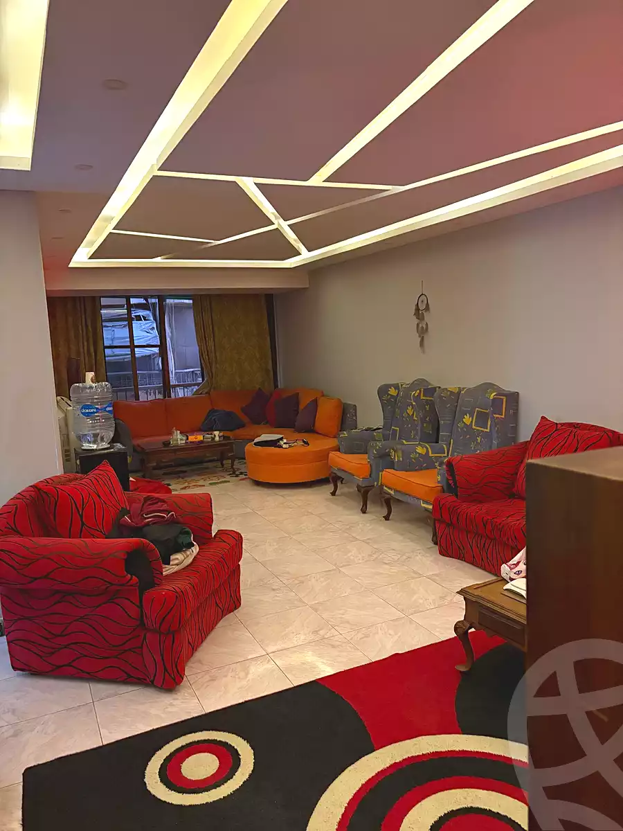 https://aqarmap.com.eg/en/listing/6591031-for-sale-cairo-helwan-helwan-el-sharkeya-ryad-pasha-st