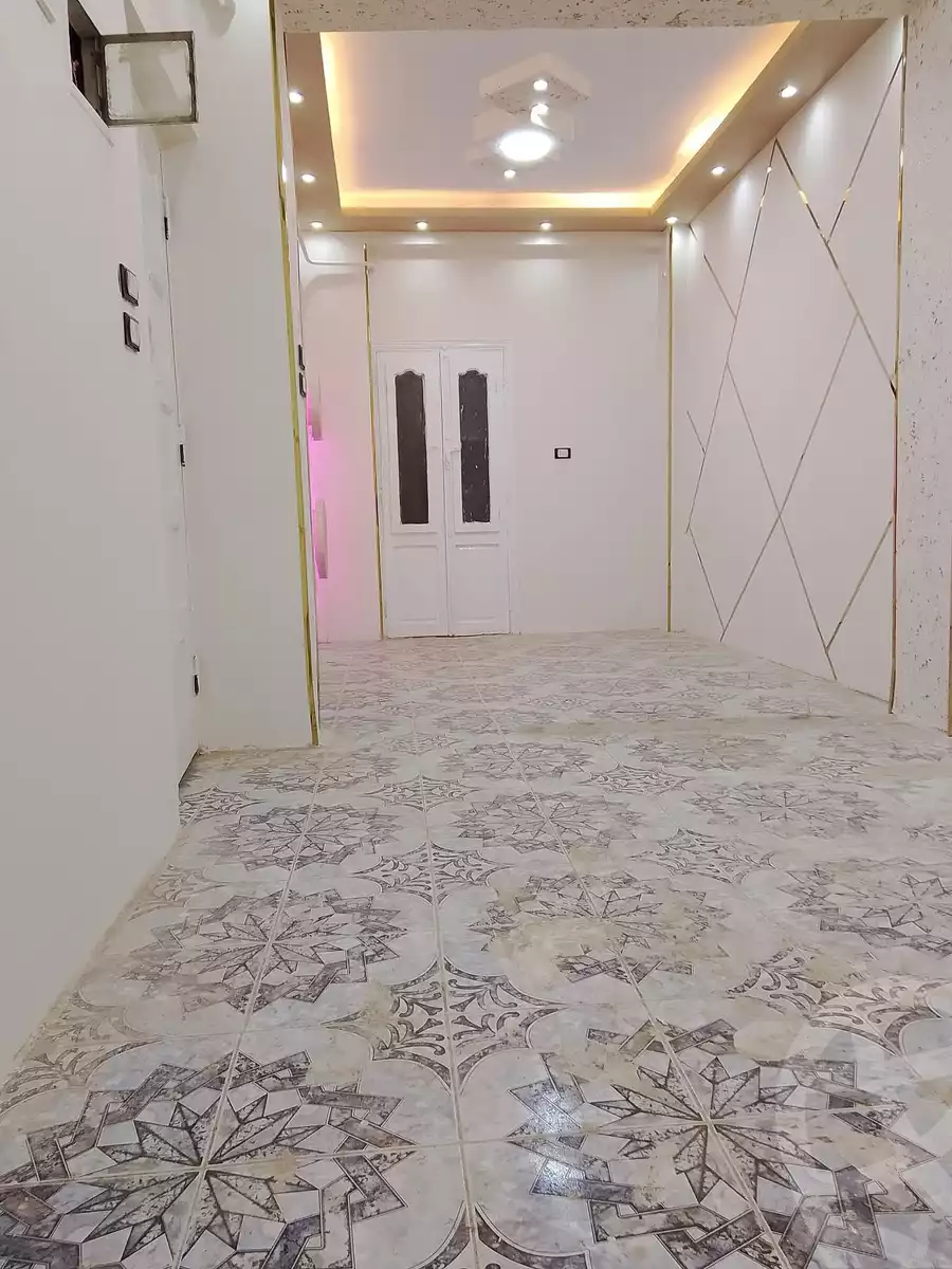 https://aqarmap.com.eg/ar/listing/6591453-for-sale-qalyubia-shubra-el-khaima-om-bayoumi