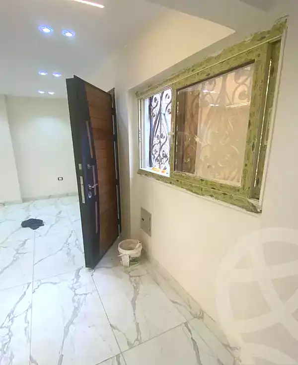 https://aqarmap.com.eg/ar/listing/6591820-for-sale-cairo-6th-of-october-el-ahyaa-neighborhood-3rd-al-hay-al-thalith-st