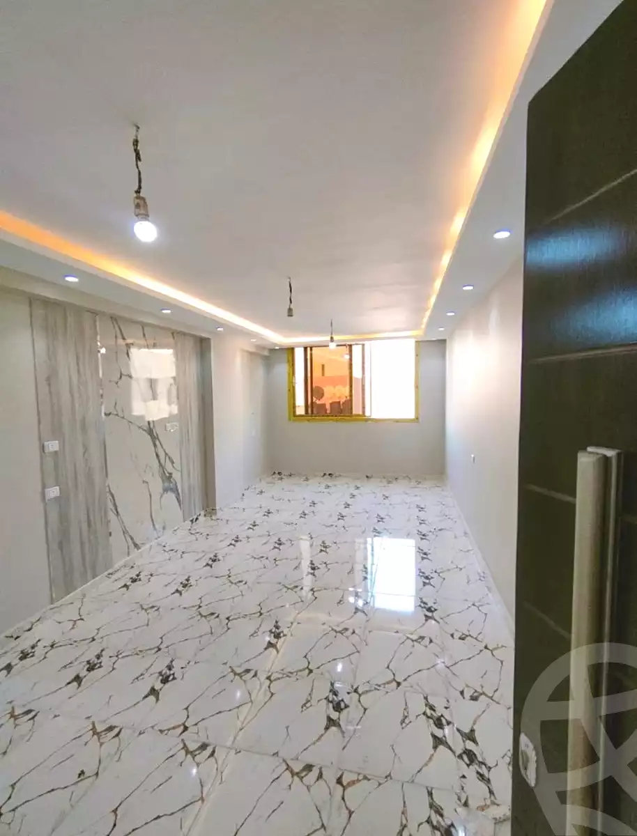 https://aqarmap.com.eg/ar/listing/6592445-for-sale-cairo-helwan-hadayek-helwan-el-eshrein-st