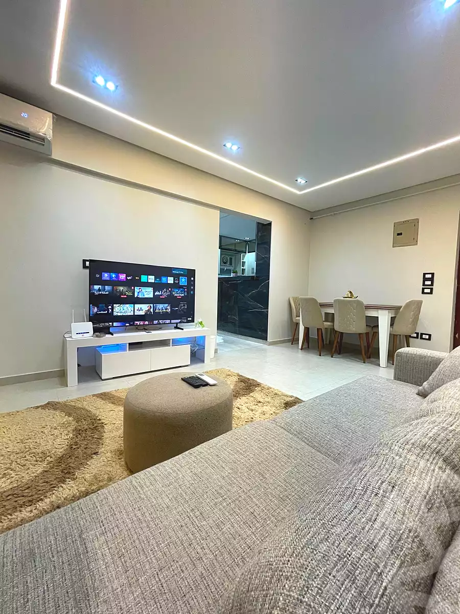 https://aqarmap.com.eg/ar/listing/6592565-for-rent-cairo-el-sheikh-zayed-city-compounds-rawdet-zayed