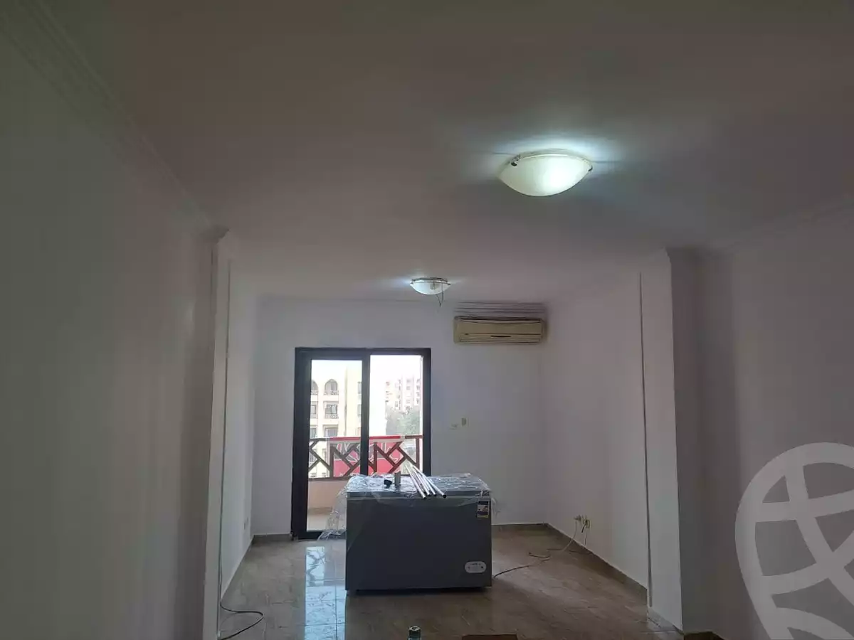 https://aqarmap.com.eg/ar/listing/6592958-for-rent-cairo-new-cairo-lrhb-city-phase-5-talaat-mostafa-st