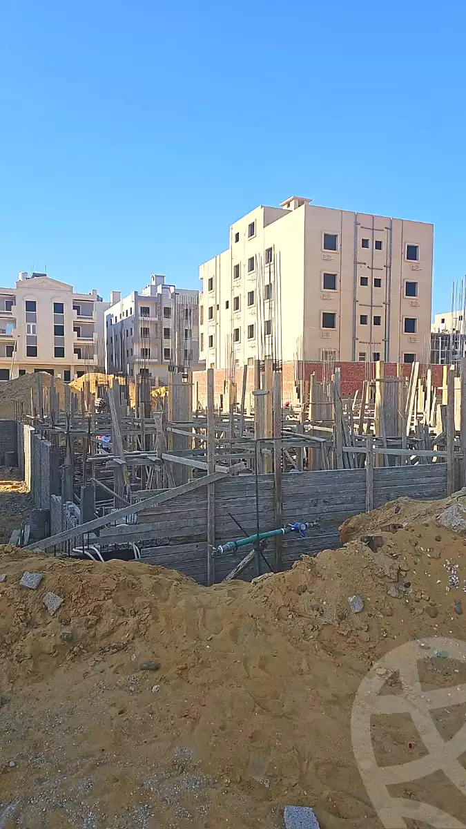 https://aqarmap.com.eg/ar/listing/6593568-for-sale-cairo-new-cairo-bait-el-watan-sixth-neighborhood