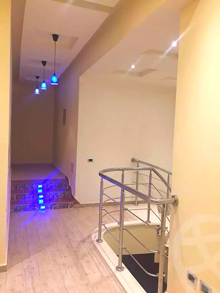 https://aqarmap.com.eg/ar/listing/6593818-for-rent-cairo-new-cairo-compounds-kmbwnd-lnkhyl
