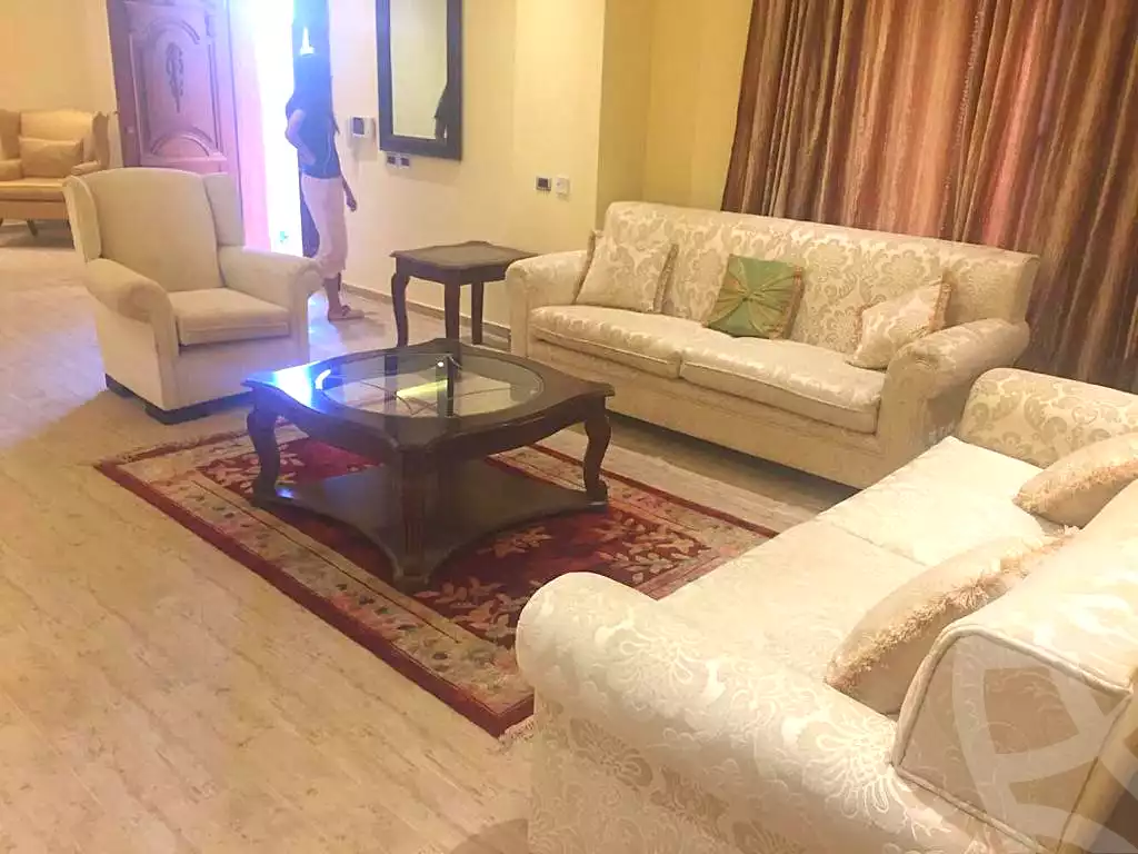 https://aqarmap.com.eg/ar/listing/6593818-for-rent-cairo-new-cairo-compounds-kmbwnd-lnkhyl