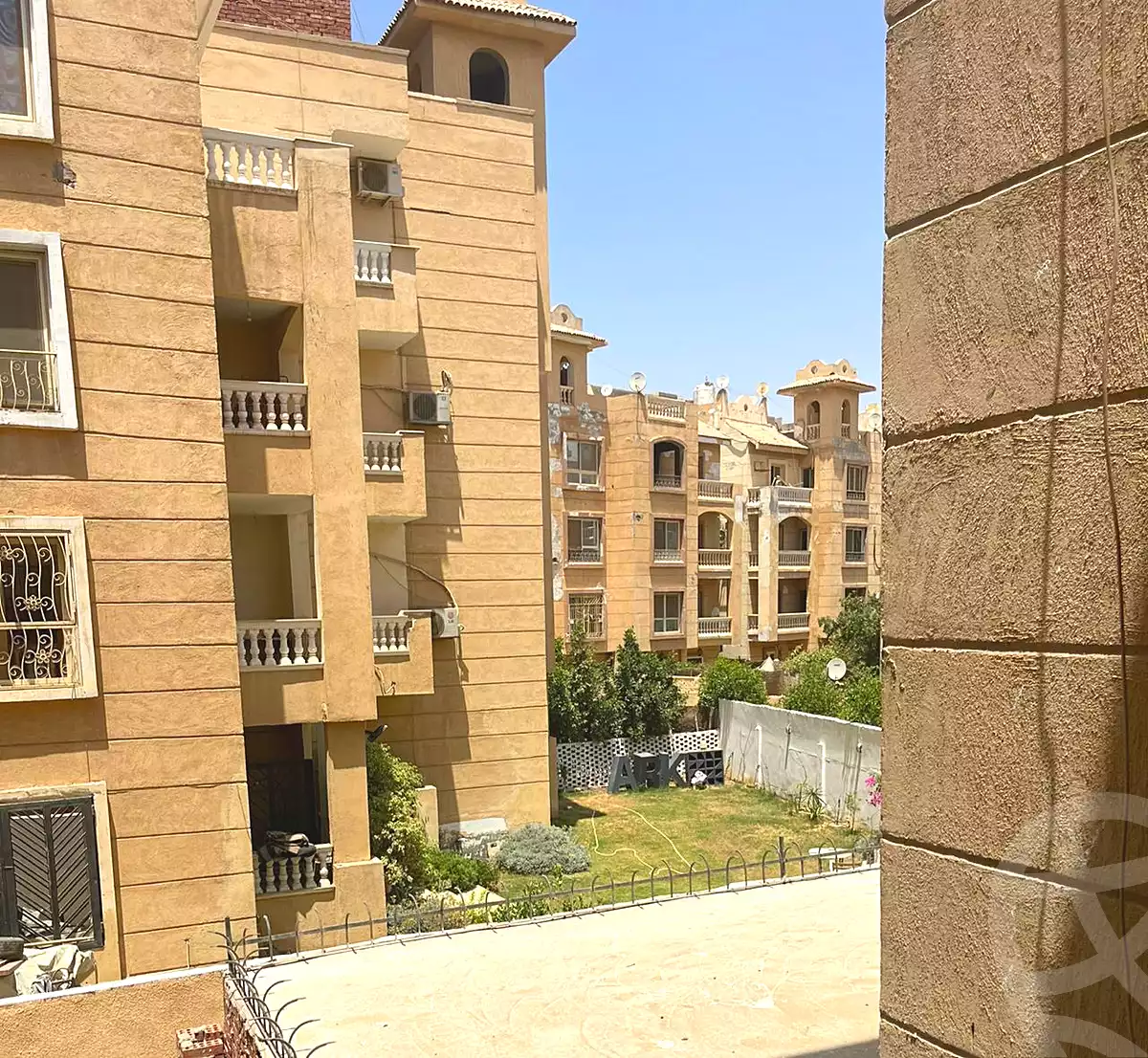 https://aqarmap.com.eg/ar/listing/6593834-for-sale-cairo-new-cairo-compounds-dorat-el-kahera