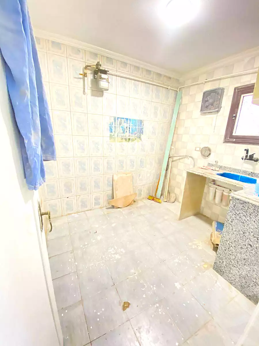 https://aqarmap.com.eg/ar/listing/6593984-for-sale-alexandria-l-jmy-el-hanouvel-al-komi-st-el-hanouvel